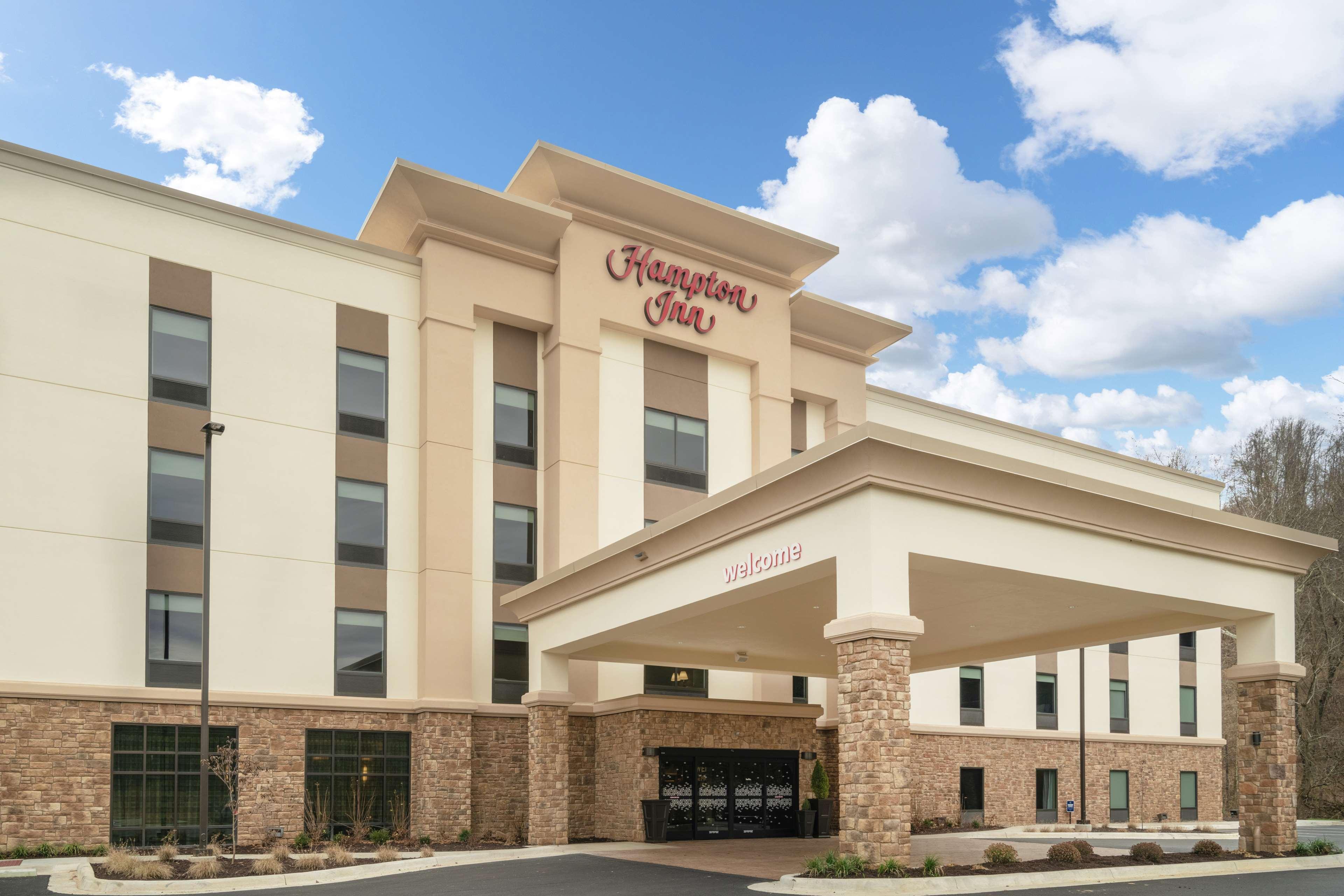 Hampton Inn Weston, Wv Exterior photo